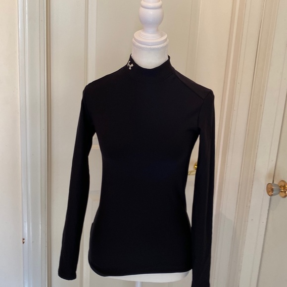 Under Armour… youth medium. - Picture 1 of 4